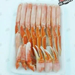 3. Tại sao sản phẩm cua tuyết đông lạnh nhập khẩu lại phù hợp thị trường Việt Nam Tại thị trường TP.HCM và các tỉnh lớn có sân bay (như Hà Nội, Đà Nẵng, Nha Trang), nhu cầu “hải sản nhập khẩu Nhật Bản cao cấp” ngày càng tăng — từ những thực khách am hiểu cho tới khách hàng mua quà tặng. Sản phẩm “cua tuyết đông lạnh nhập khẩu” có ưu điểm: Bảo quản được lâu, vận chuyển từ Nhật về Việt Nam qua đường hàng không hoặc đường biển với công nghệ đông nhanh. Dễ góp mặt trong các dịp lễ, tiệc tùng, hoặc dùng làm quà biếu. “Mua cua tuyết ở TP.HCM” trở nên tiện lợi hơn nhờ các hệ thống phân phối hiện đại, giao hàng nhanh đến sân bay hoặc địa chỉ trong vùng.